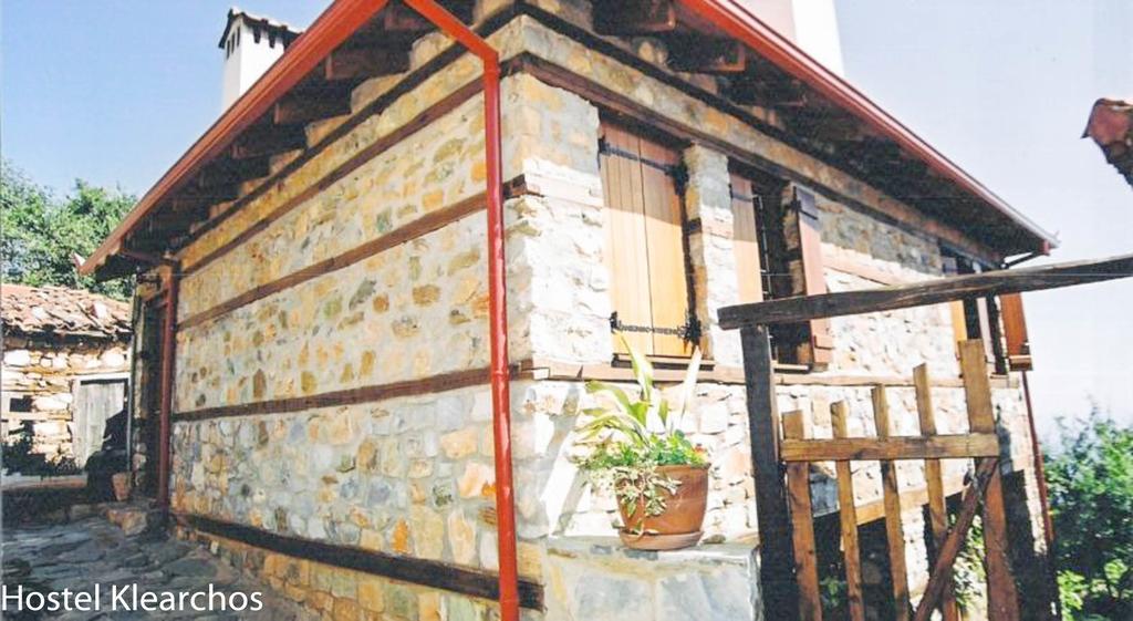 Guesthouse Klearchos 팔라이오스 판텔레이몬 외부 사진